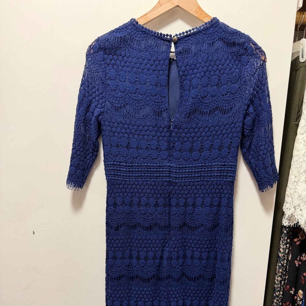 Dress - Picture 3 of 5